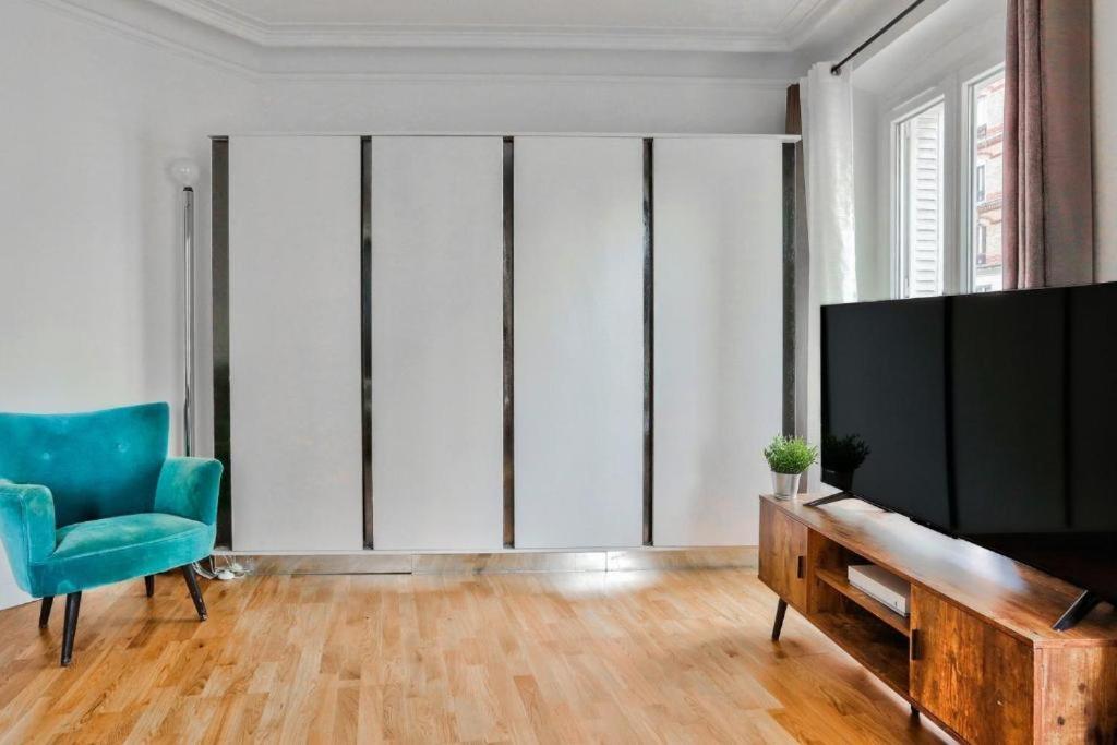 Appartement Quartier Emily In Paris Notre Dame ภายนอก รูปภาพ